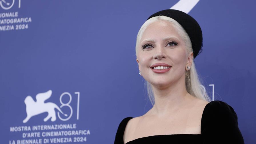 Lady Gaga dice que no acalló el rumor de que era un hombre porque no se sentía una víctima