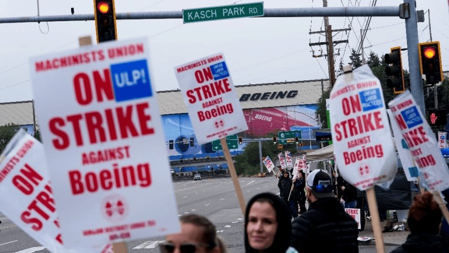 Boeing anuncia paro técnico parcial para miles de empleados en medio de huelga