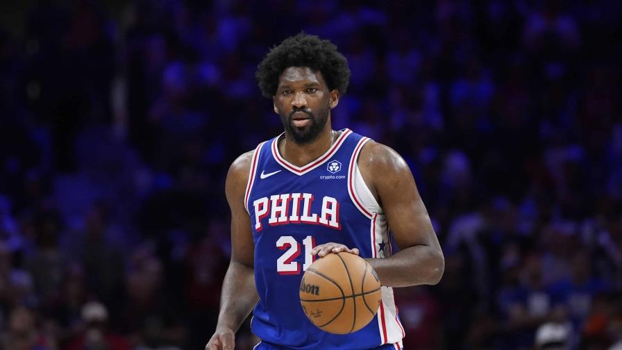 Embiid firma extensión de 3 años con los 76ers para intentar ganar su primer título