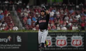 José Ramírez llega a 37 jonrones y Cleveland se asegura el título de la Central