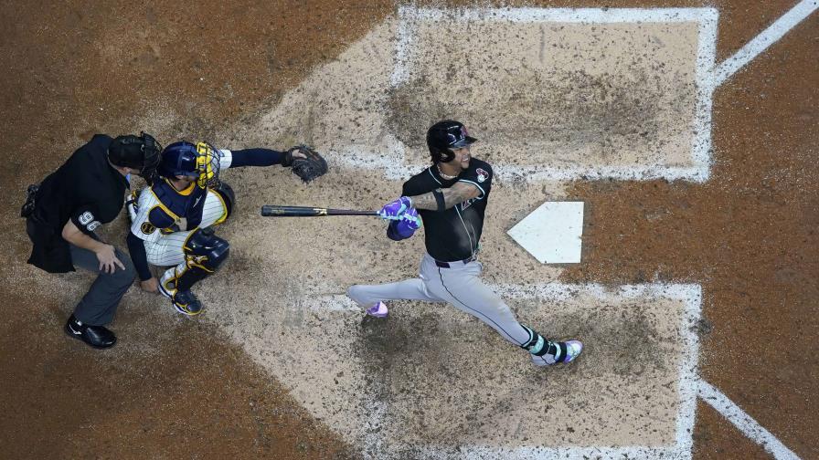 Ketel Marte jonroneó en la blanqueada de los Diamondbacks en Milwaukee