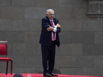 Morena elige nuevos mandos e integra a hijo de Obrador a directiva