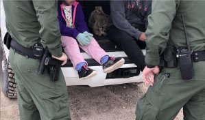 Más de cien menores migrantes denuncian abusos de la Patrulla Fronteriza, según reporte