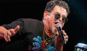 Joe Vasconcellos volverá a Lollapalooza con un show especial dedicado a los 30 años de Toque