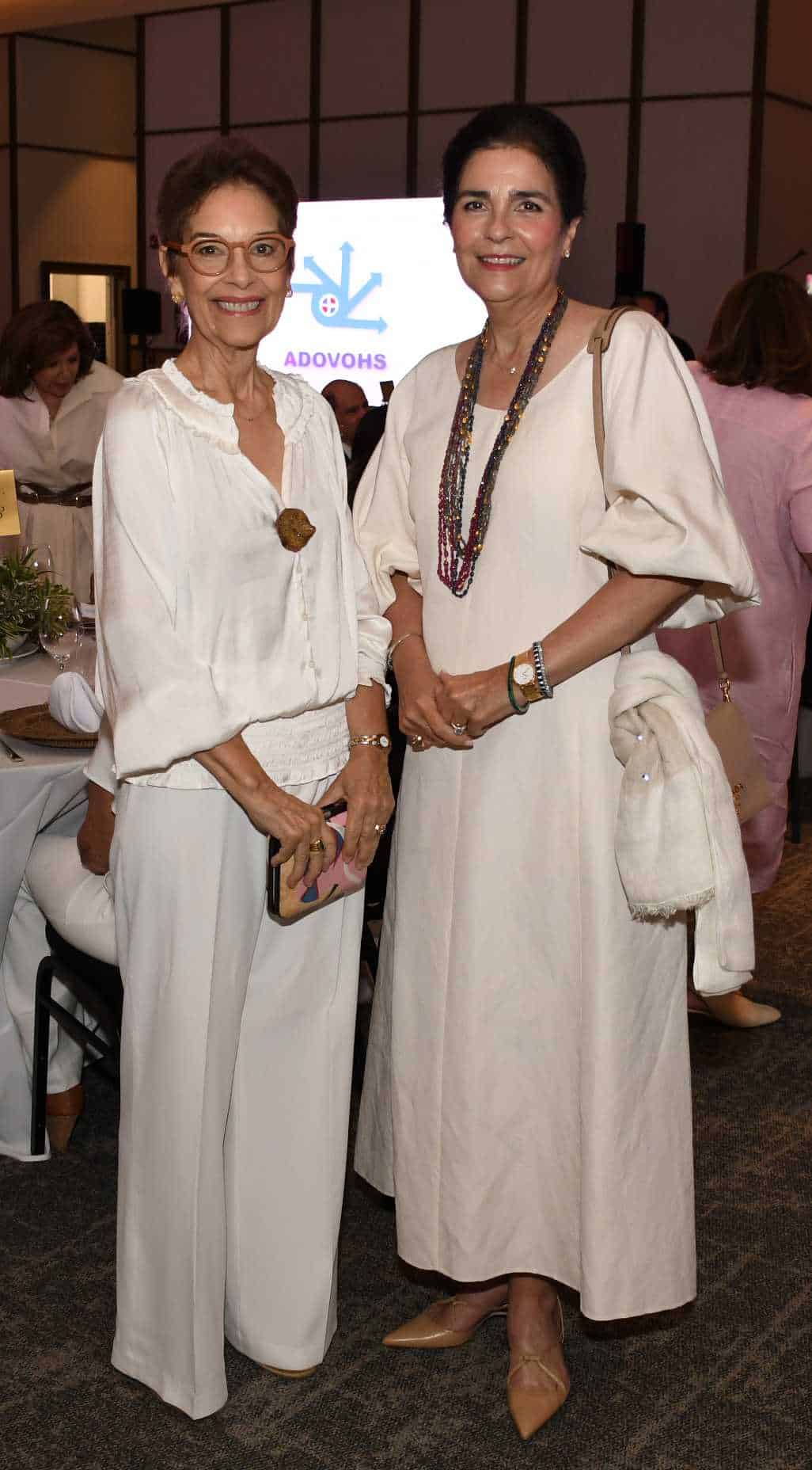 Lucía Amelia Cabral y María Amelia León.