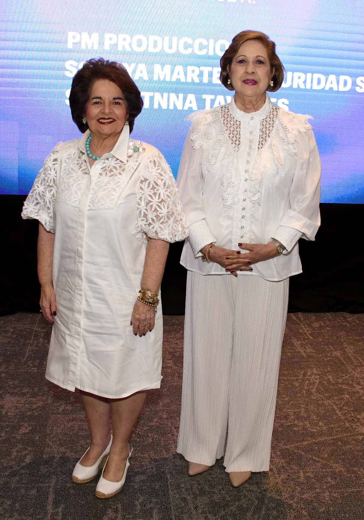 Gloria Selman y Roxana Dargam.