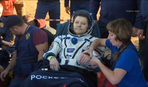 Aterriza una nave Soyuz tras una misión récord en la EEI