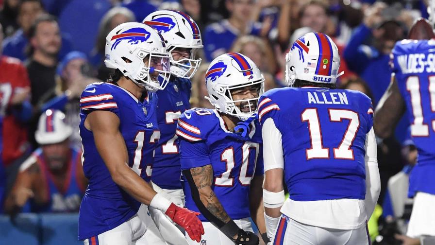 Josh Allen lanza 4 pases de TD y los Bills arrollan a los decepcionantes Jaguars