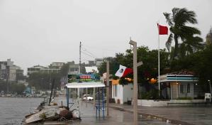 México registra dos muertes por huracán John y lanza alerta en el Caribe por Helene