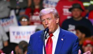 Trump propone aranceles del 100% sobre autos fabricados en México