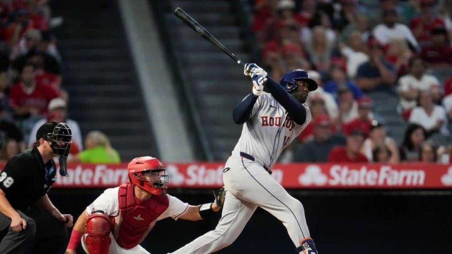 Yordan Álvarez mejora pero desconoce cuándo volverá con Astros tras lesión