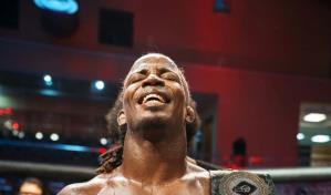 El&iacute;as "La Mole" Santos, de RD, defender&aacute; uno de sus dos t&iacute;tulos MMA ante rival colombiano