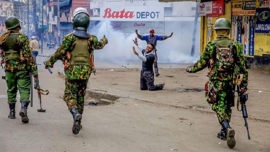 AI: La Policía de Kenia usó armas letales de forma ilegal contra protestas pacíficas