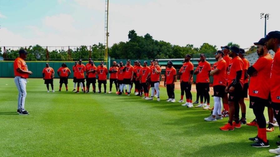 Con presencia de importantes figuras del equipo, los Toros inician sus entrenamientos