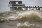 Al menos cuatro muertos, destrozos, apagones e inundaciones deja Helene en el sureste de EE.UU. Al menos cuatro muertos, destrozos, apagones e inundaciones deja Helene en el sureste de EE.UU.