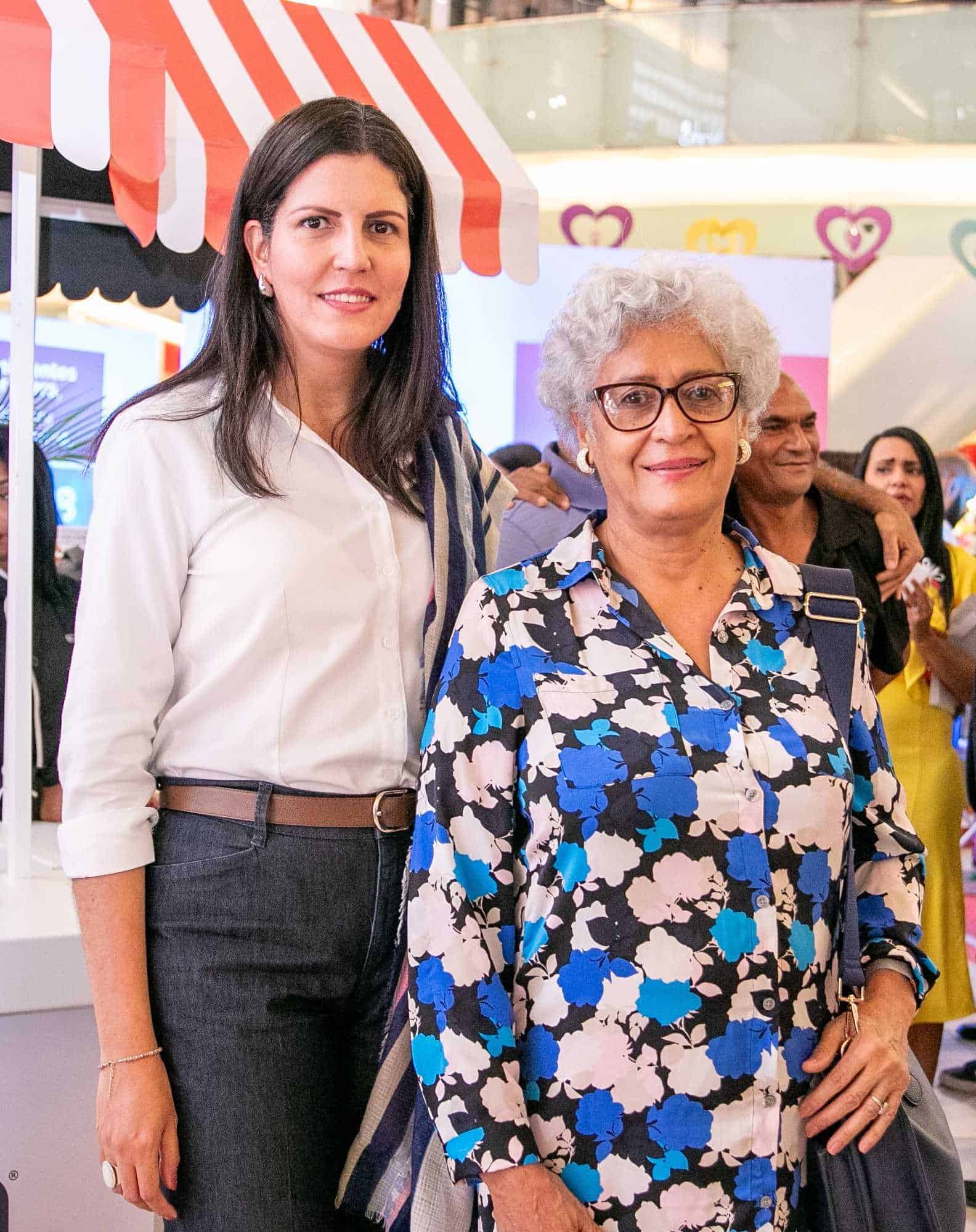 Arlyn Tavarez  y Milagros Bautista.