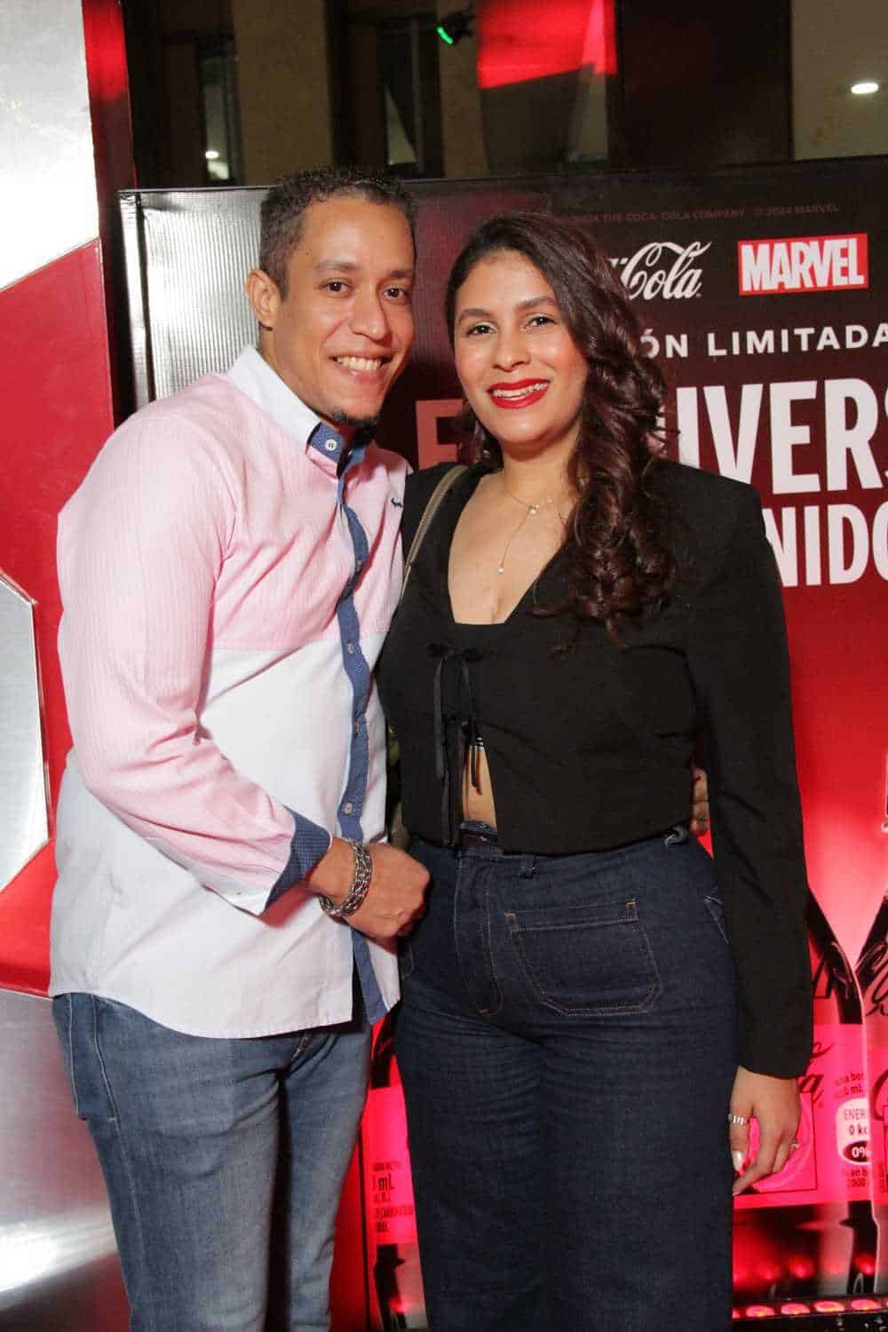 Mainoby Gonell y Viena Hernández.