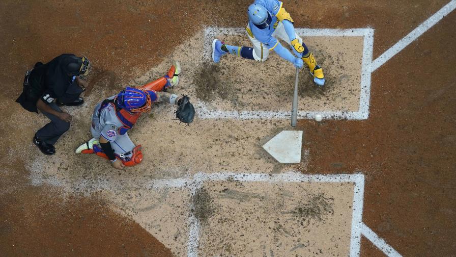 Con grand slam de Hoskins en la 1ra entrada, Cerveceros endilgan derrota dolorosa a Mets