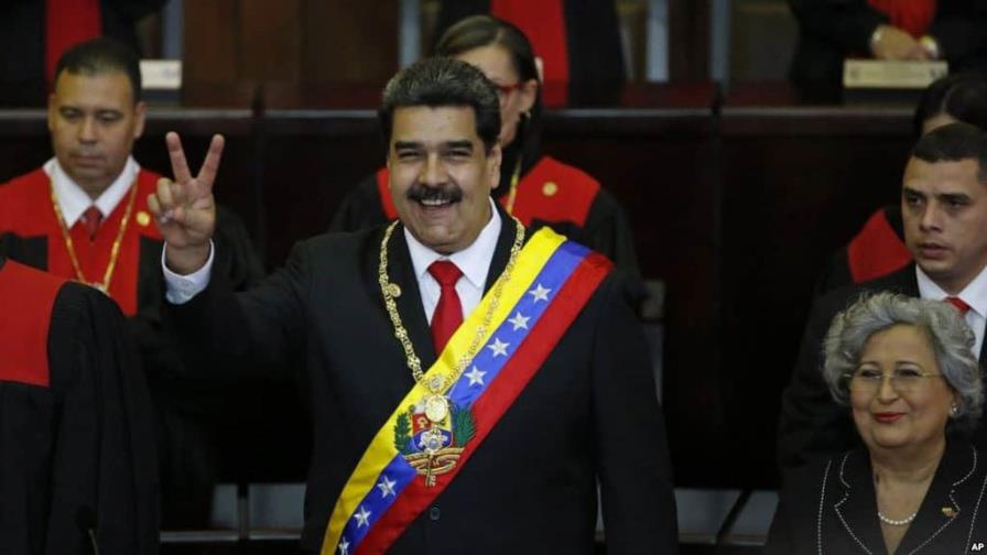 El Supremo de Venezuela rechaza revisar la sentencia que convalidó la reelección de Maduro