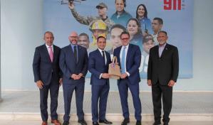 El 911 recibe a un funcionario de la oficina de antinarcóticos de los Estados Unidos