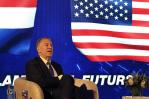Mike Pompeo recuerda llamada a Danilo Medina y dice RD es un lugar mucho mejor hoy
