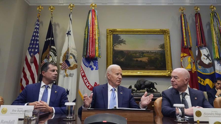 Harris y Biden visitan el sureste de EE.UU. para evaluar daños del huracán Helene