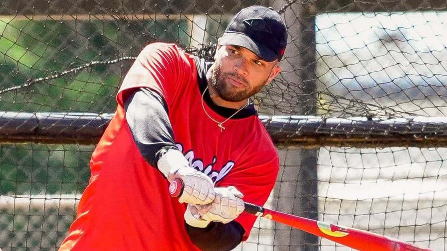 José Marmolejos ya está en las practicas de los Leones del Escogido