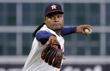 Framber Valdez tuvo temporada para optar por el premio Juan Marichal.