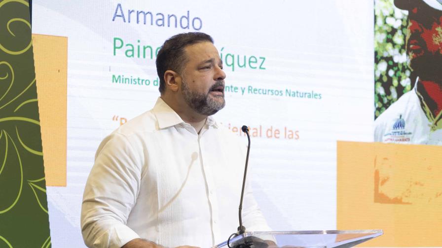 Ministro de Medio Ambiente aboga por leyes para transición sostenible empresarial