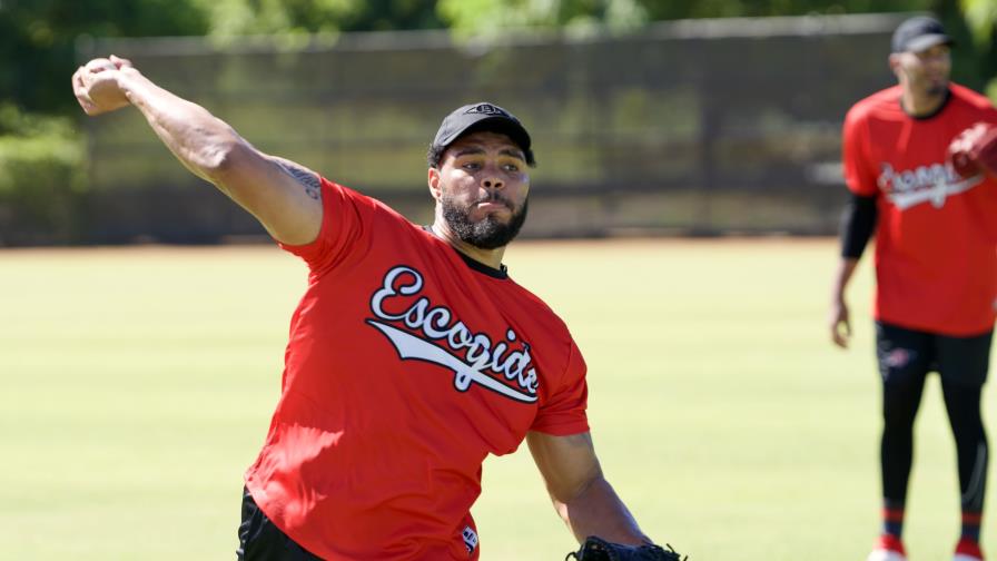 Jimmy Cordero ya está en  el campamento del Escogido en Boca Chica