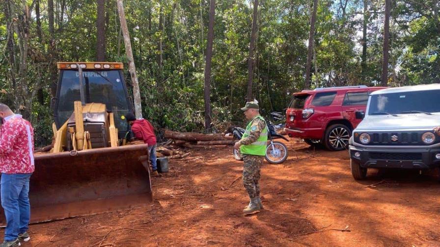 Detienen construcción de estación de combustible  por estar dentro de área protegida en Jarabacoa