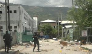 Gobierno de Haití condena ataque pandillero brutal que dejó al menos 70 muertos