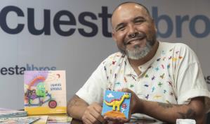 El mexicano Memo Plastilina crea un universo literario con el arte de la masilla