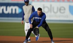 Dodgers esperan que Freddie Freeman regrese a la alineación para el Juego 3 contra Padres