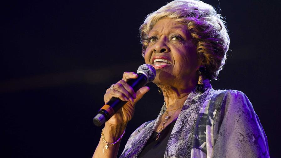 Cissy Houston, cantante de góspel galardonada y madre de Whitney Houston, muere a los 91 años