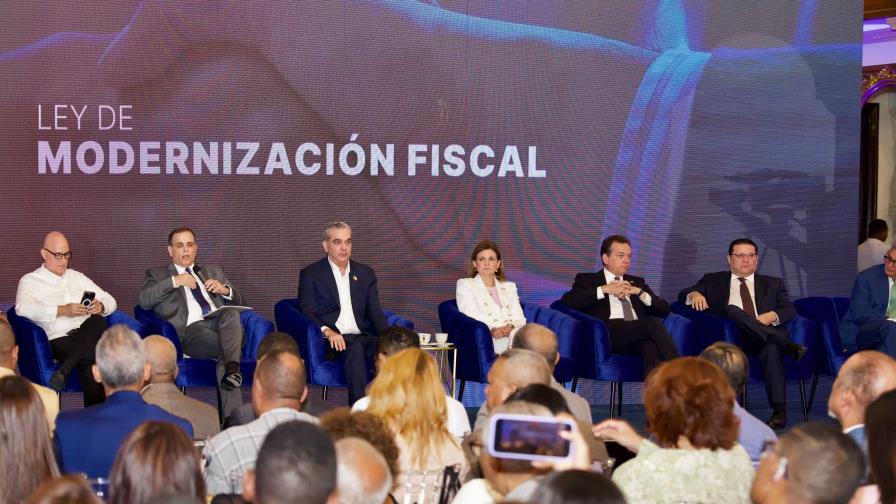 Reforma fiscal: proponen empleados que ganen sobre los RD$52,027 deberán hacer declaración jurada