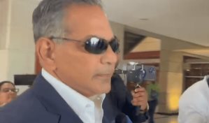 General Paulino Sem llega a la Procuraduría para ser interrogado por operación Camaleón