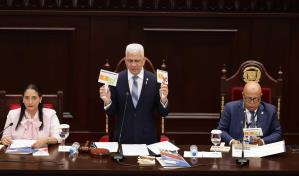 PRM agrega a reforma constitucional propuesta para que Abinader designe alcalde de La Vega