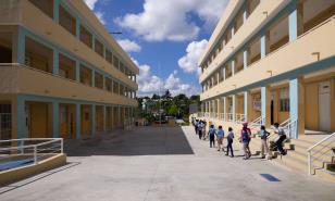 Educaci&oacute;n refuerza seguridad en excursiones: prohibido vaper, drogas, armas y bebidas alcoh&oacute;licas