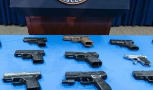 Corte Suprema de EE.UU. examina la regulación de las armas fantasma