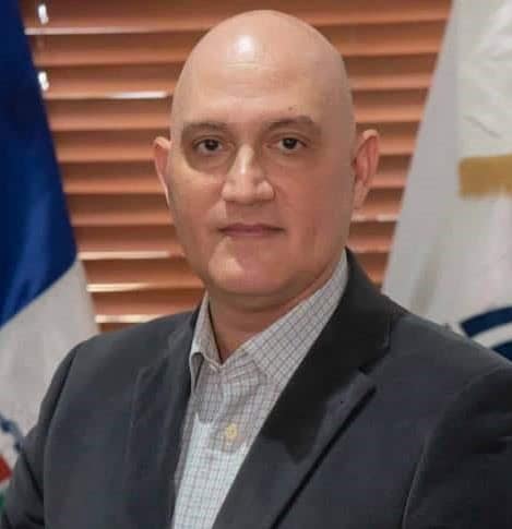 <strong>Pavel Isa</strong><br><div><i>Ministro de Economía</i></div><div>“La propuesta cumple con los requisitos de suficiencia, equidad, eficiencia y sostenibilidad. Financiará iniciativas críticas para el bienestar y ayudará a reducir la carga de la deuda</div>