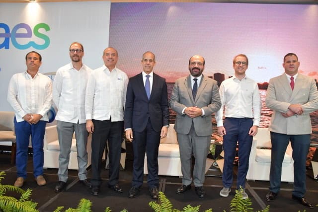 Miguel Arenas, Miguel Guerra, Carlos Birbuet, Edwin De los Santos, Ramón Pérez Fermín, Christian Cabral y Pedro Canalda.