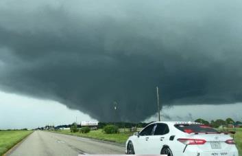 Varios tornados asociados al huracán Milton azotan el sur de Florida