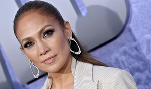 Jennifer L&oacute;pez confiesa que estar en una relaci&oacute;n no la define y est&aacute; emocionada con su solter&iacute;a