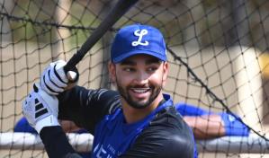 Juan Francisco, Lawlar, Grotz, Severino y Arias entre integraciones de los bicampeones