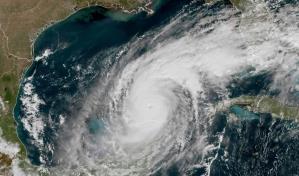 Texas envía personal de emergencia para apoyar a Florida ante el huracán Milton