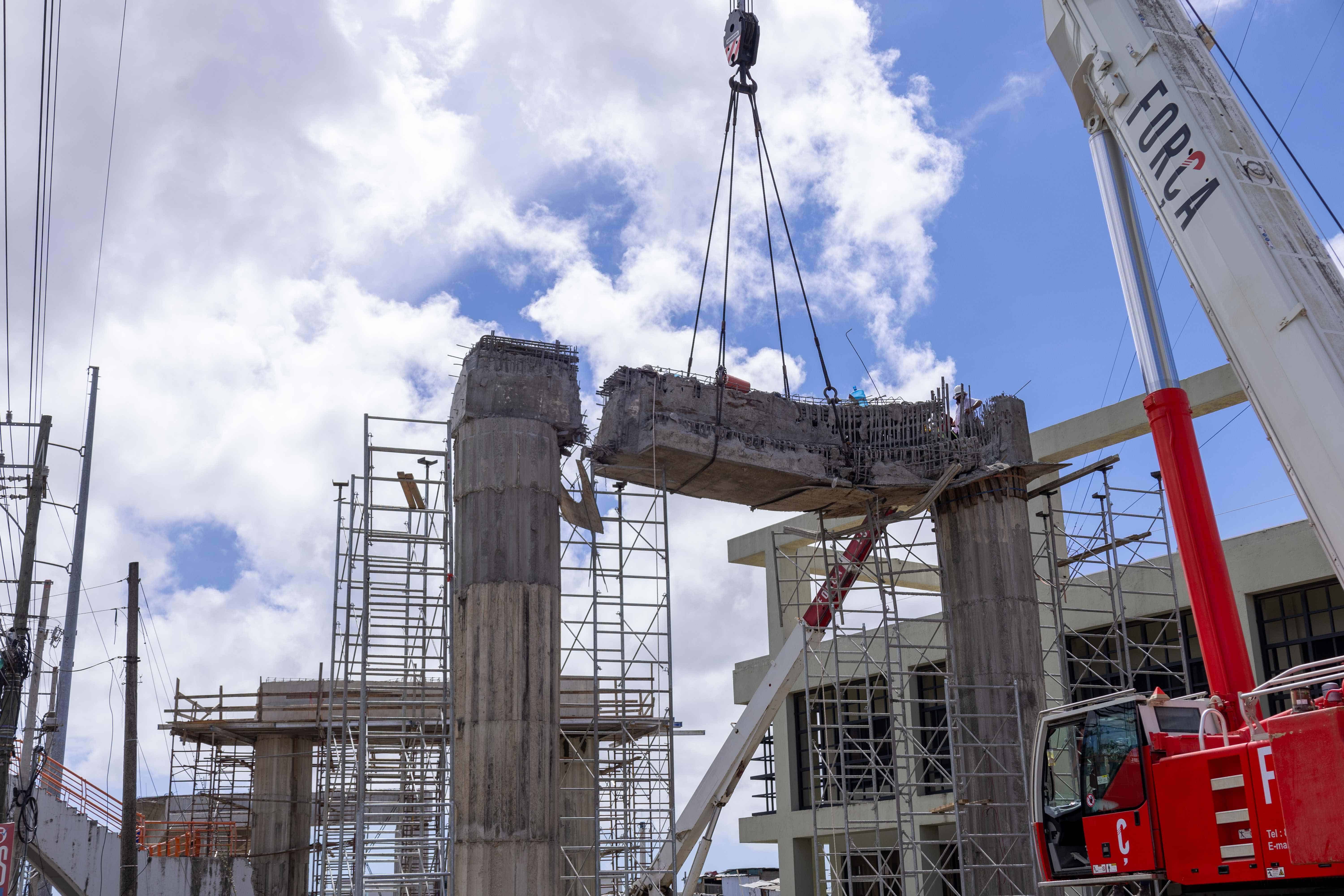 La falla es próximo a la prolongación 27 de febrero.&nbsp;