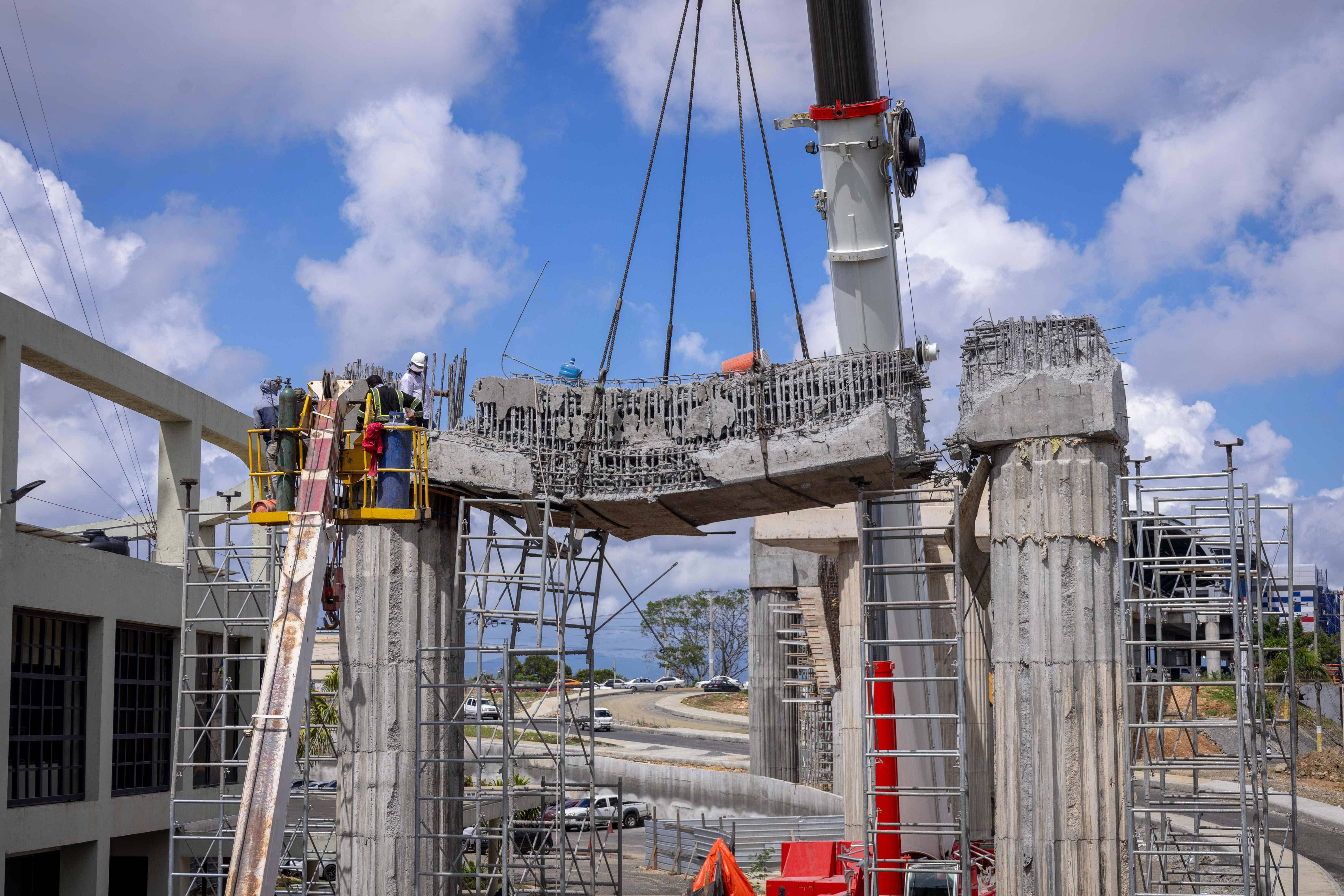 El cabezar será sustituido por otro de mayor calidad.