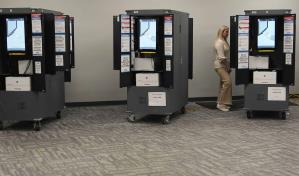 Los sistemas de votación son blanco de teorías de conspiración, pero tienen medidas de seguridad