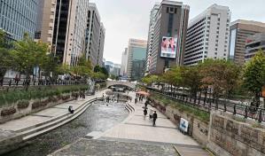 C&oacute;mo Corea del Sur transform&oacute; el r&iacute;o Cheonggyecheon: de desorden ambiental a ejemplo de urbanismo